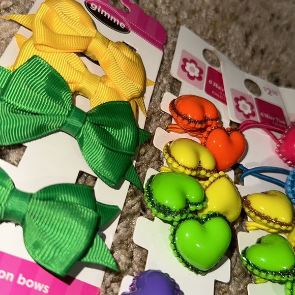 SET OF FOUR HAIR COLORFUL ACCESSORIES - Picture 5 of 5